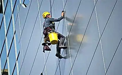 6-dis-cephe-cam-temizligi